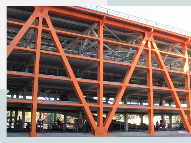 Многоуровневые паркинги в Удомля от 623 руб.