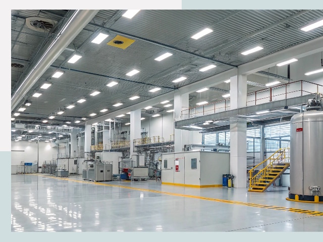 Освещение ангаров в Удомле от 623 руб. - Эффективные решения